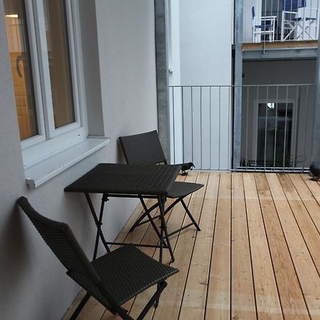 Moderne Stadtwohnung Mit Balkon Відень Номер фото